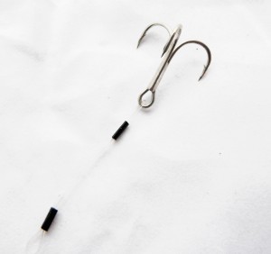 comment monter une tête plombée sur leurre souple www.raisefishing (13)