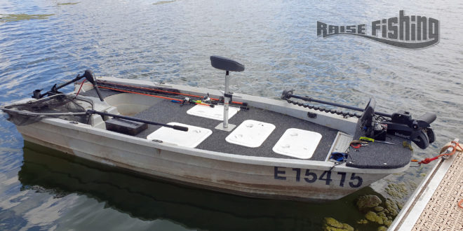 Réaliser un pontage sur une barque Silurine